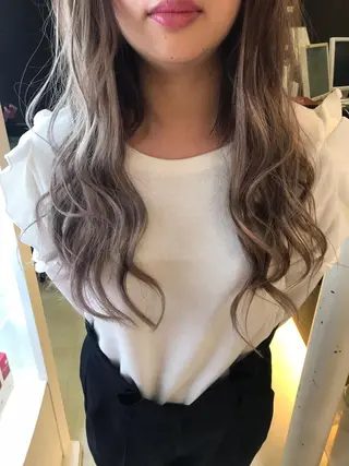 セミロング カラコレなんば店所属・カラコレなんば TOPstylistのヘアスタイル