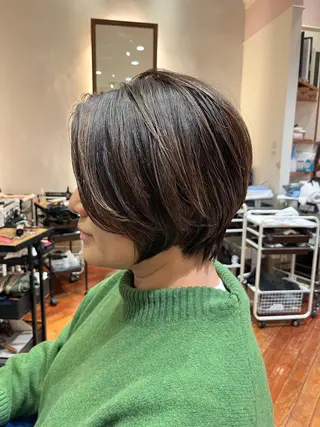 ショート ｼｮｰﾄｶｯﾄ 梅田 山下　すみれのヘアスタイル