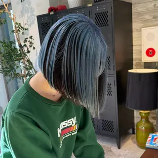 カラー RINA .のヘアスタイル