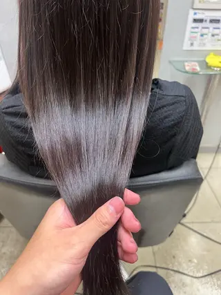 カラー SAKURA所属・鶴 章英のヘアスタイル