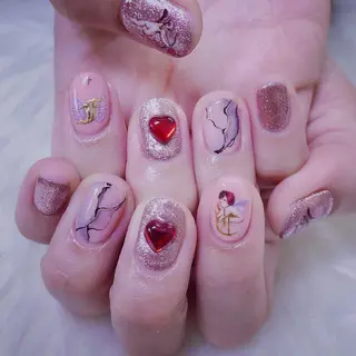 ネイル NOIROUGE所属・NOI ROUGEのネイルデザイン