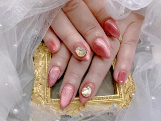 ネイル マジックミラー所属・マジック ミラーのネイルデザイン