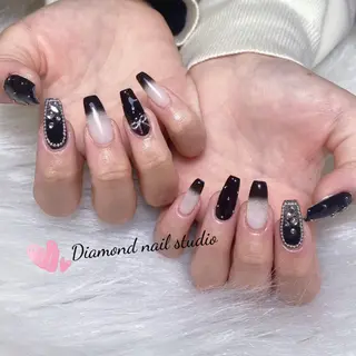 ネイル DIAMOND NAILMANAMIのネイルデザイン