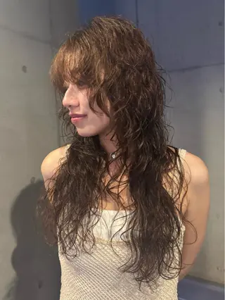 ロング パーマ だいち/ハイトーン/ デザインカラーのヘアスタイル