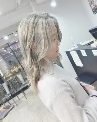 セミロング カラー 🧙『店長』平田 祥己✨のヘアスタイル