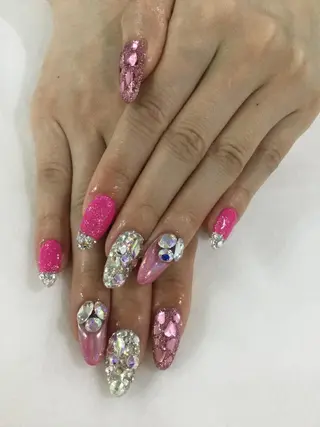 ネイル 💎🐰 saki. m 🐰💎のネイルデザイン