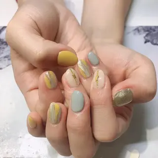 ネイル Guarendo錦糸町店所属・ガレンドウ 白澤 愛子のネイルデザイン