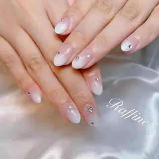 ネイル RAFFINE 月🦋🩵のネイルデザイン