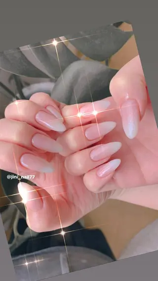 ネイル JINI NAIL所属・ジニ ネイルのネイルデザイン