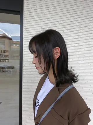 セミロング レイヤー/ウルフ/ ボブ/ショート/屋敷のヘアスタイル