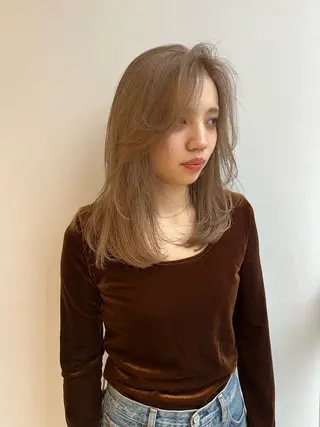 ロング カラー れんか/レイヤー/メ ンズ/ベージュ/艶髪のヘアスタイル