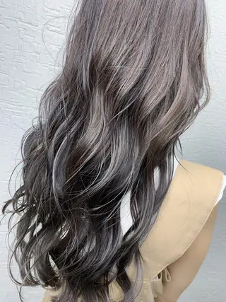 ロング 🥇近藤 恭輔🥇 Recharme新保のヘアスタイル