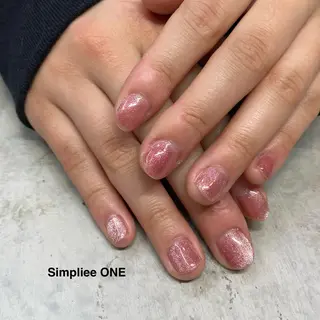 ネイル シンプリーワン 渋谷店🪄MOENAのネイルデザイン