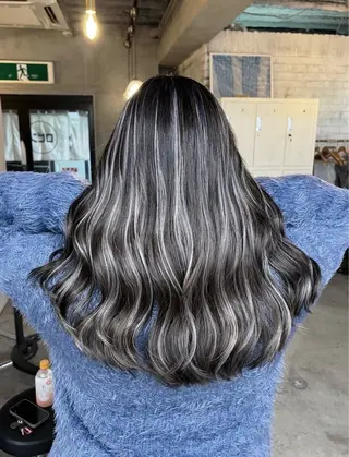 セミロング カラー ROBIN所属・指名数No.1 /NAOYAのヘアスタイル