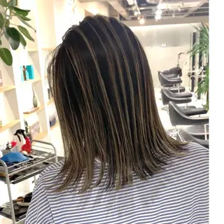 セミロング 神戸でブリーチなら puty/レイヤーのヘアスタイル