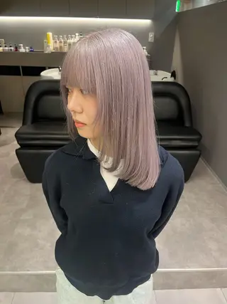 ミディアム Lote.所属・mei ブリーチのヘアスタイル