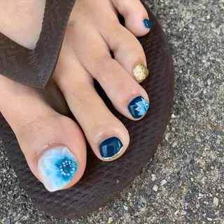 ネイル 大崎 奈々のネイルデザイン