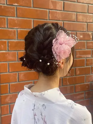 ロング ハルカ/暖色カラー/ ブリーチカラーのヘアスタイル