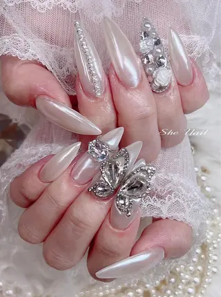 ネイル She   Nail所属・ISA_ BELLAのネイルデザイン