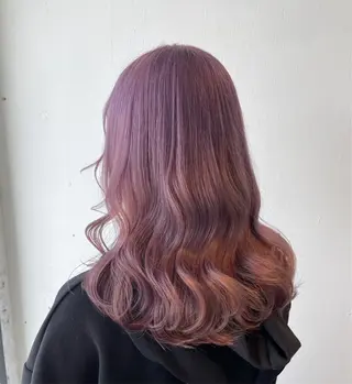 カラー ハイトーンカラー🩵 指名多数💗横山聖奈のヘアスタイル