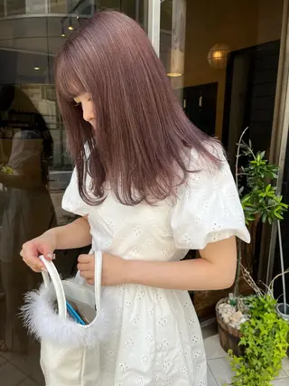 セミロング カラー eto所属・akira𝜗𝜚 ꙳.*‬透明感カラーのヘアスタイル