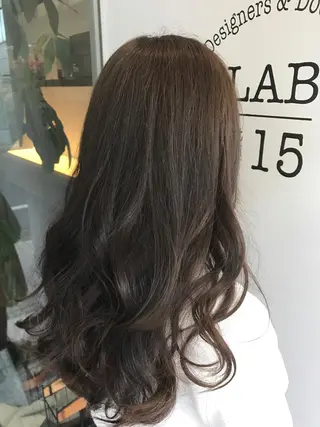 セミロング カラー ひろせ かなのヘアスタイル