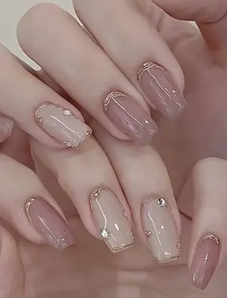 ネイル 高木 維麗絲のネイルデザイン