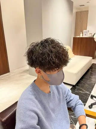 ショート パーマ メンズ WARREN・TRICOMI    NEW YORK所属・瀧野 翔吾【メンズ特化】のヘアスタイル
