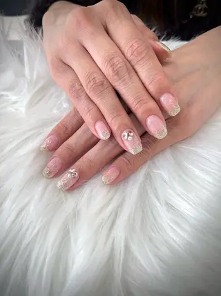 ネイル セプトアカデミー 中村のネイルデザイン