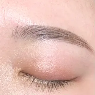 アイブロウ Eye studio HARUHI所属・施術実績1万人 HARUHIの眉毛・アイブロウイメージ