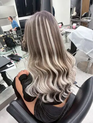 ロング カラー ヘアアレンジ メンズ シールエクステ🎀 羽エクステ🌙しぇるのヘアスタイル