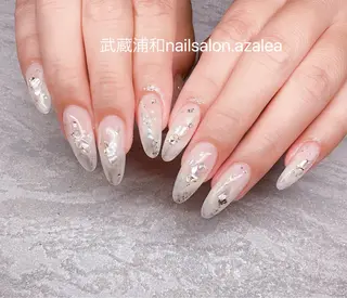 ネイル R inのネイルデザイン