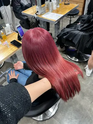 ロング カラー ハイトーンカラー 🦄レイヤーカットのヘアスタイル