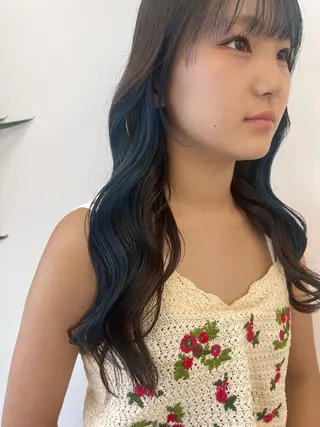 セミロング ✨ブリーチ/顔周り レイヤー¦YUKA✨のヘアスタイル