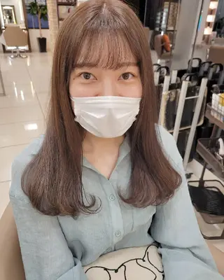 ロング カラー 羽エクステ🩷 🤍まき🤍のヘアスタイル