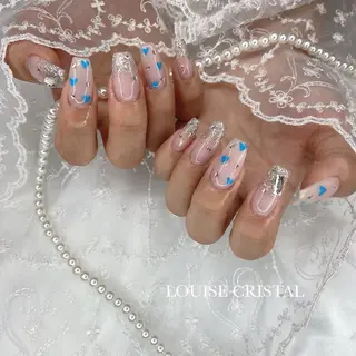 ネイル LOUISE CRYSTALのネイルデザイン