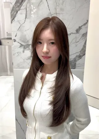 ロング GRANMASH丸川 典太のヘアスタイル