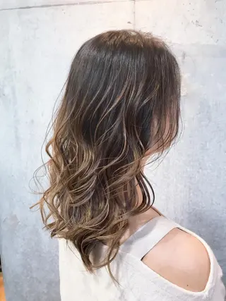 ロング カラー 天野 開のヘアスタイル