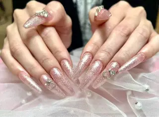 ネイル Bél Nail salonのネイルデザイン