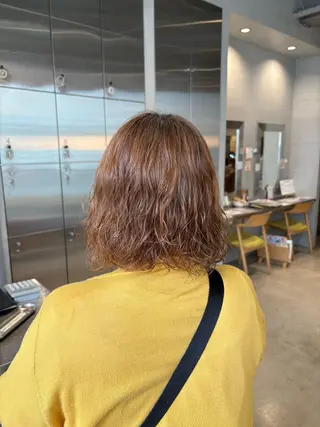 ミディアム パーマ 樋口 花穂のヘアスタイル