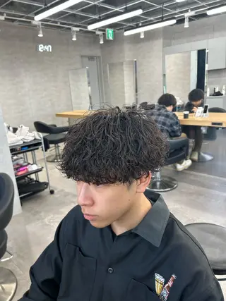 パーマ メンズ イケメン製造機 🔥上原沙羅🔥のヘアスタイル
