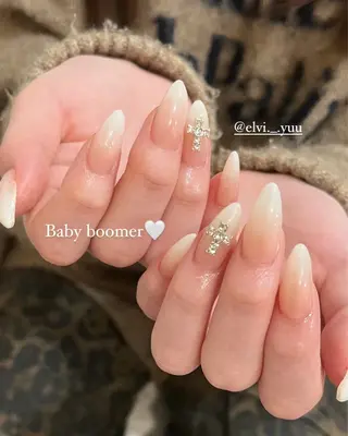 ネイル SALON ELVI.所属・SALON ELVI.のネイルデザイン