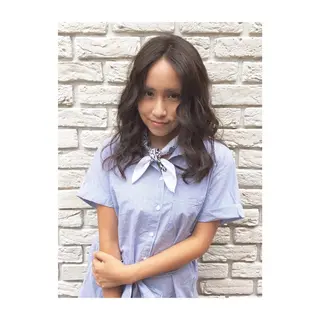 ミディアム セミロング ロング カラー パーマ アオガミ （前髪顔周りカット）のヘアスタイル