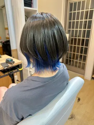 ショート カラー おおつか せいやのヘアスタイル