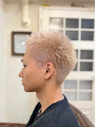 ショート カラー メンズ メンズ/スパイキー ショート/isseyのヘアスタイル