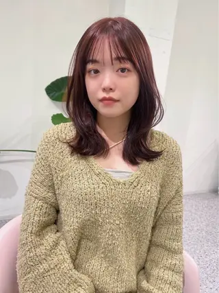 ミディアム カラー 淺井 捺央のヘアスタイル