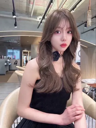 ロング Lond jeloudのヘアスタイル