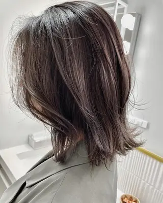 ミディアム カラー 髪質改善will hairdesignのヘアスタイル