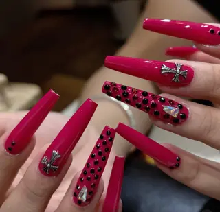 ネイル Pure&Rich Nailのネイルデザイン