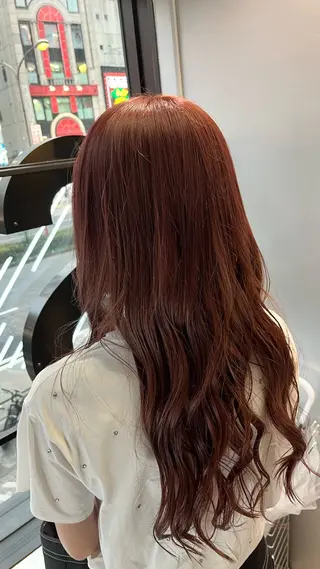 ロング カラー 新宿/アシスタント AiNAのヘアスタイル